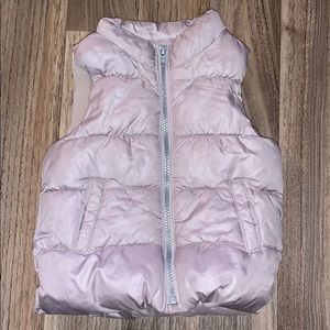 Old Navy Vest - Frost Free ❄️